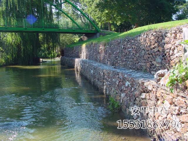 河道治理鉛絲籠擋墻